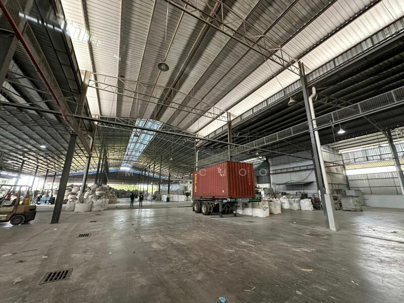 Untuk Disewa - Padang serai@sungai karangan@factory for rent