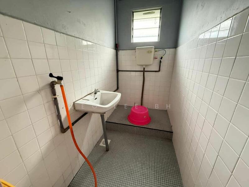 Untuk Dijual - Jalan Nilam, Taman Kasih, Ulu Tiram