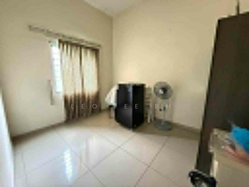 Untuk Dijual - Jalan Nilam, Taman Kasih, Ulu Tiram