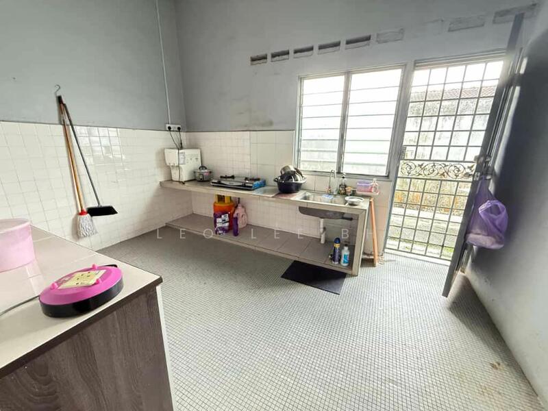 Untuk Dijual - Jalan Nilam, Taman Kasih, Ulu Tiram