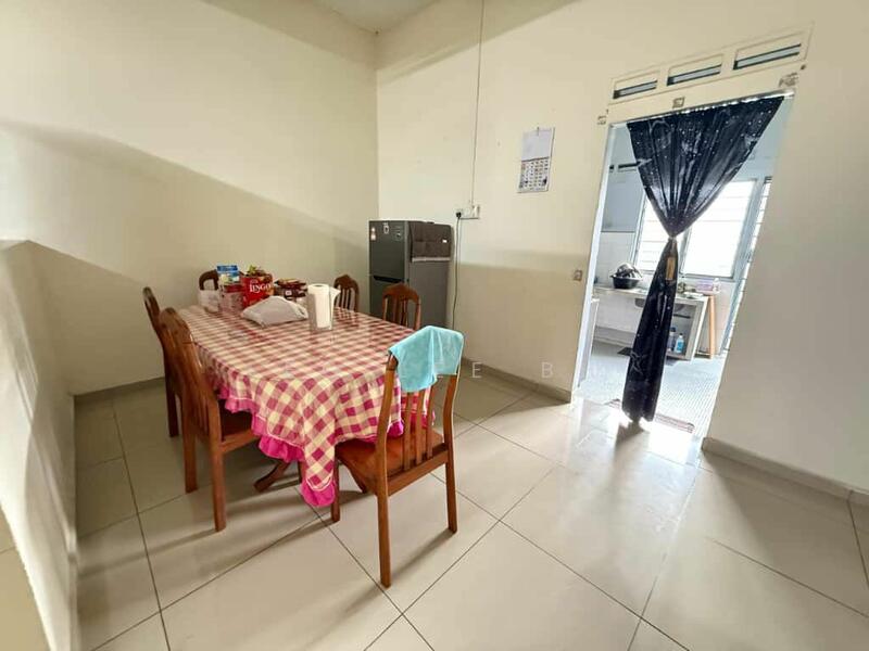 Untuk Dijual - Jalan Nilam, Taman Kasih, Ulu Tiram