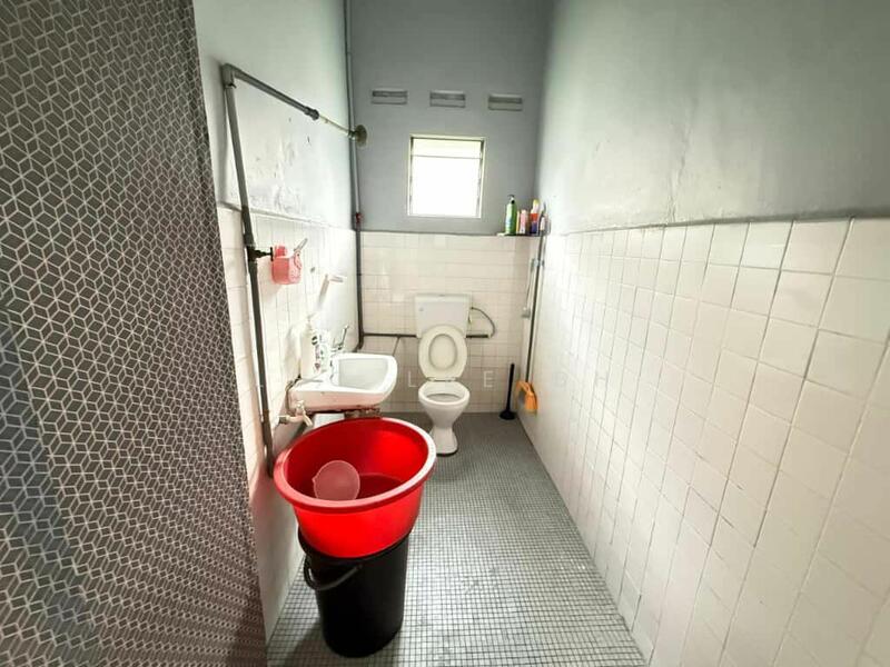 Untuk Dijual - Jalan Nilam, Taman Kasih, Ulu Tiram