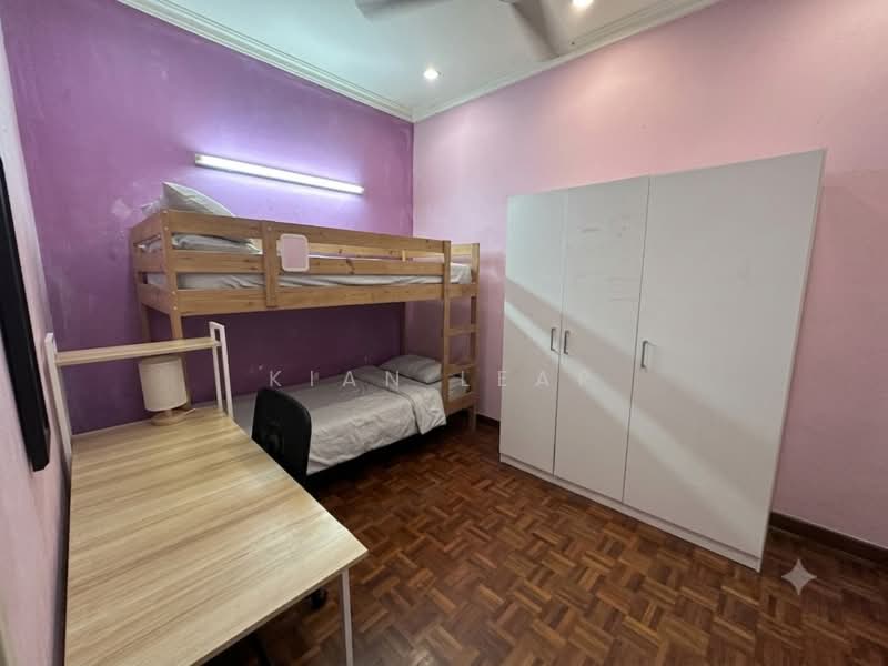 Rumah Teres 2 Tingkat untuk Dijual di Alam Damai (Cheras) - Kian Leap - Bedroom - PropertyGuru.com.my