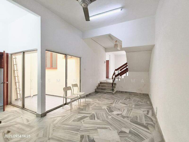 Untuk Dijual - FACING OPEN SPACE, Double Storey Taman Ampang Hilir
