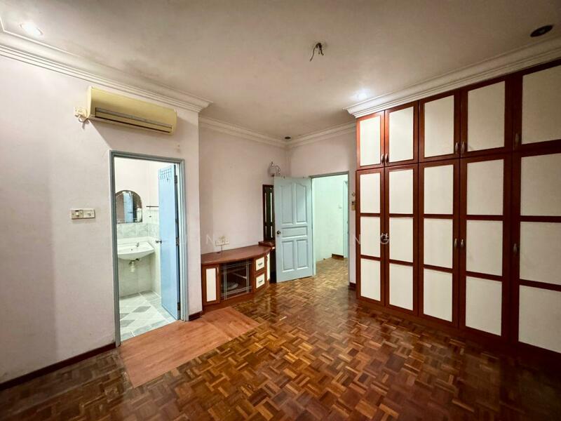 Untuk Disewa - BUKIT INDAH BANDAR NUSAJAYA