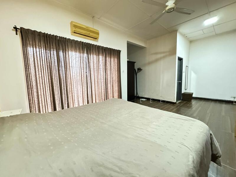 For Sale - Bayan Hill Homes