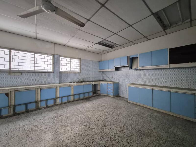 Untuk Disewa - Jalan Air Itam