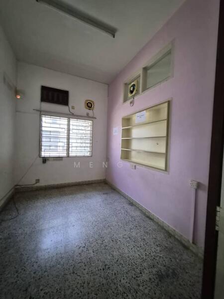 Untuk Disewa - Jalan Air Itam