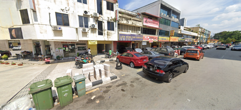 Untuk Dijual - taman sri rampai 4 sty shoplot . freehold . 20x70