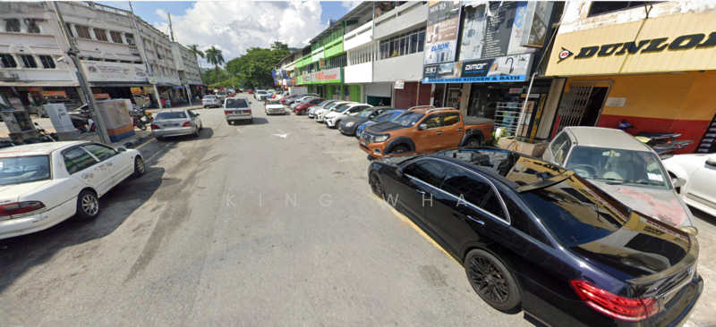 Untuk Dijual - taman sri rampai 4 sty shoplot . freehold . 20x70