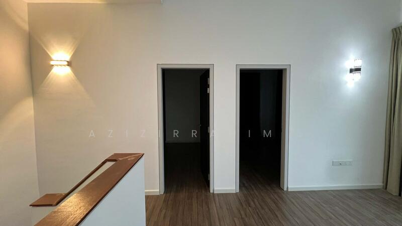 For Rent - End Lot 2 Storey Terrace Serenia Ariya