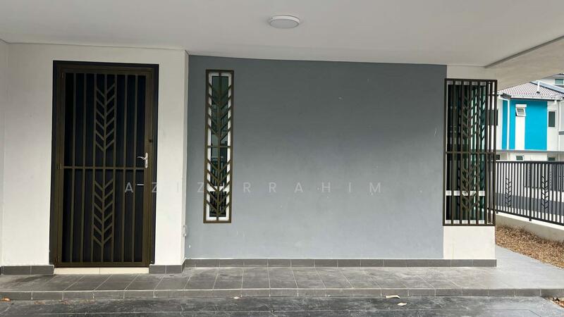 For Rent - End Lot 2 Storey Terrace Serenia Ariya