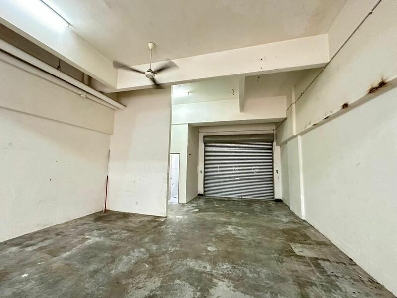 For Rent - Shoplot 162 Residency Selayang