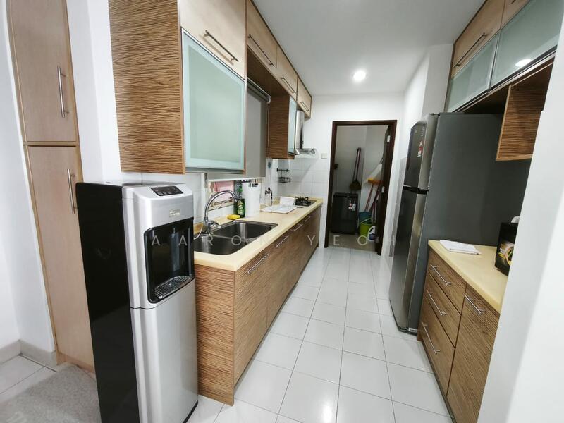 For Rent - Segar Courts