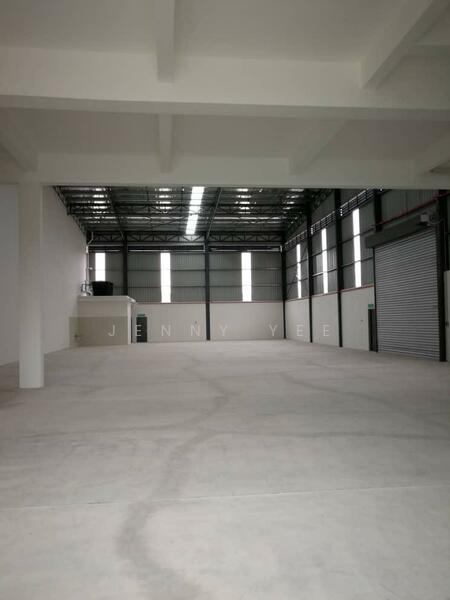 For Sale - Kota Puteri 3 Storey Semi-D Factory