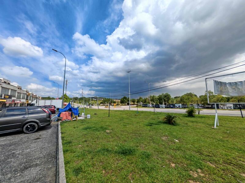 Untuk Dijual - Bandar Layangkasa @ Pasir Gudang Double Storey Shoplot For Sale