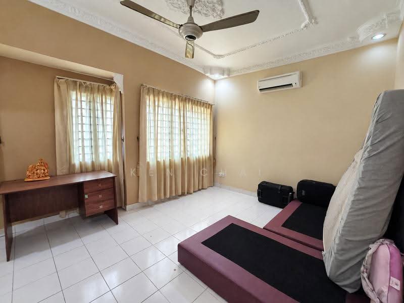2-storey Terraced House for Sale in Taman Puteri Wangsa (Ulu Tiram) - Ken Chai - Interior - PropertyGuru.com.my