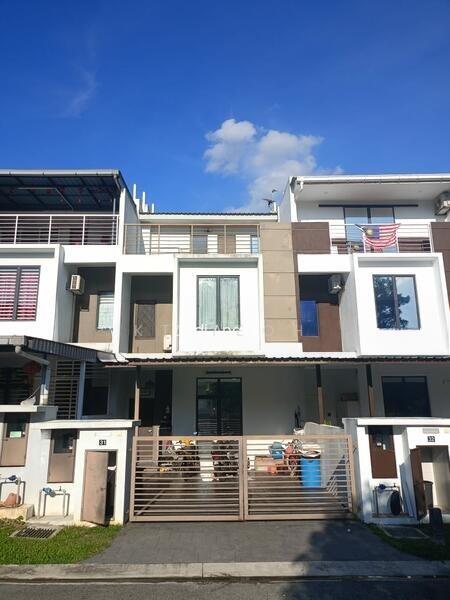 Untuk Dijual - Below Market Value; 3 Sty Mid Terrace @ Taman Bayan, Batang Kali