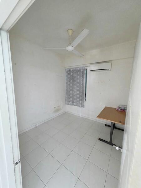 Untuk Disewa - The Golden Triangle Condominium