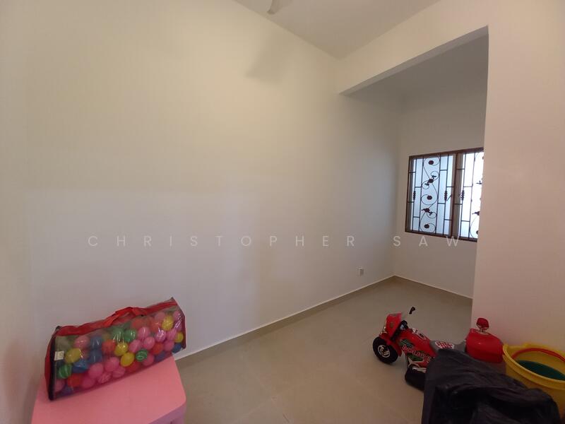 For Sale - Seri Kembangan Taman Bukit Serdang