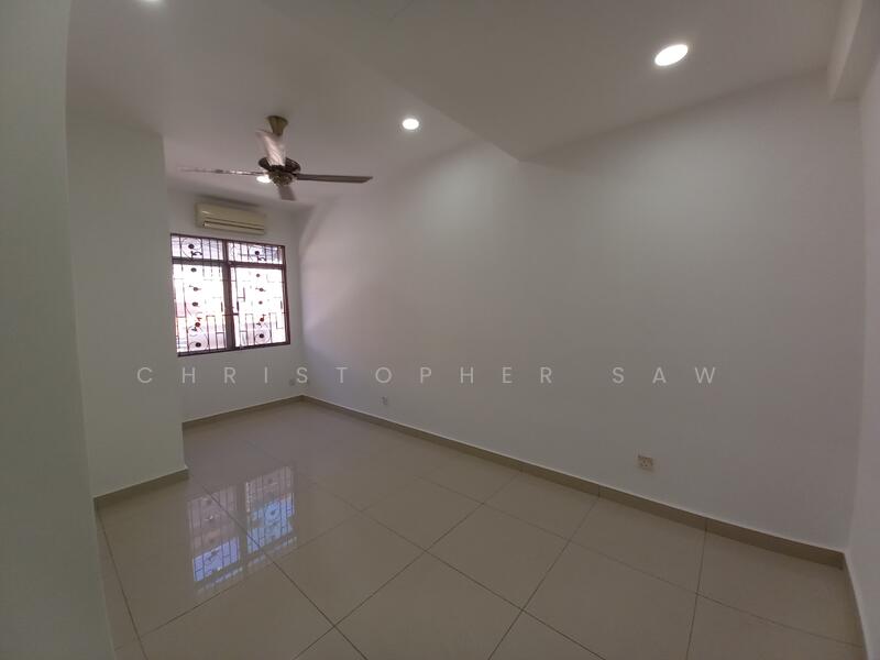For Sale - Seri Kembangan Taman Bukit Serdang
