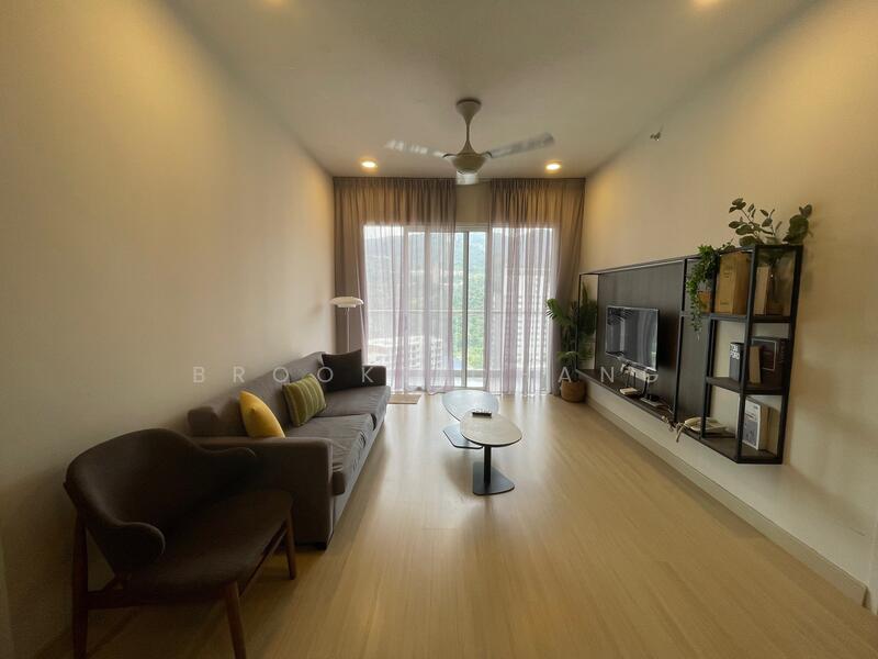 Untuk Disewa - Windmill upon Hills