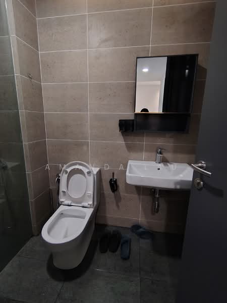 Condominium for Rent at The Valley Residences @ SkySierra - Amanda Lau - Bathroom - PropertyGuru.com.my