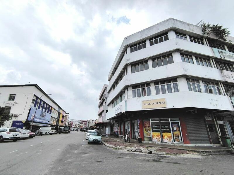 For Sale - (Freehold + Endlot) Lorong Berembang @ Perabuhan Selatan, pork Klang Shoplot for sale