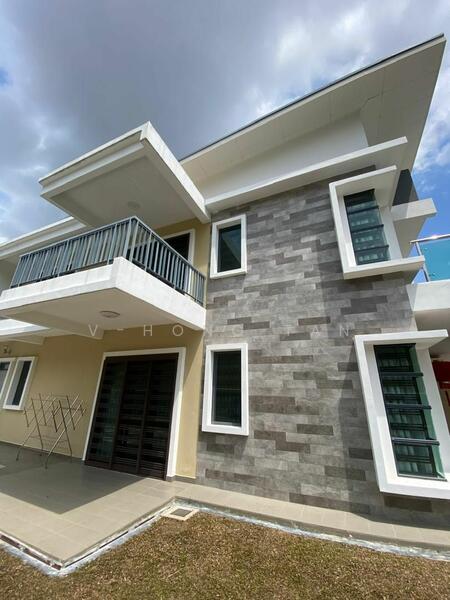 Untuk Dijual - 2-storey Terrace House at Forest Heights