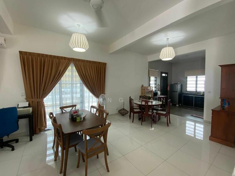Untuk Dijual - 2-storey Terrace House at Forest Heights