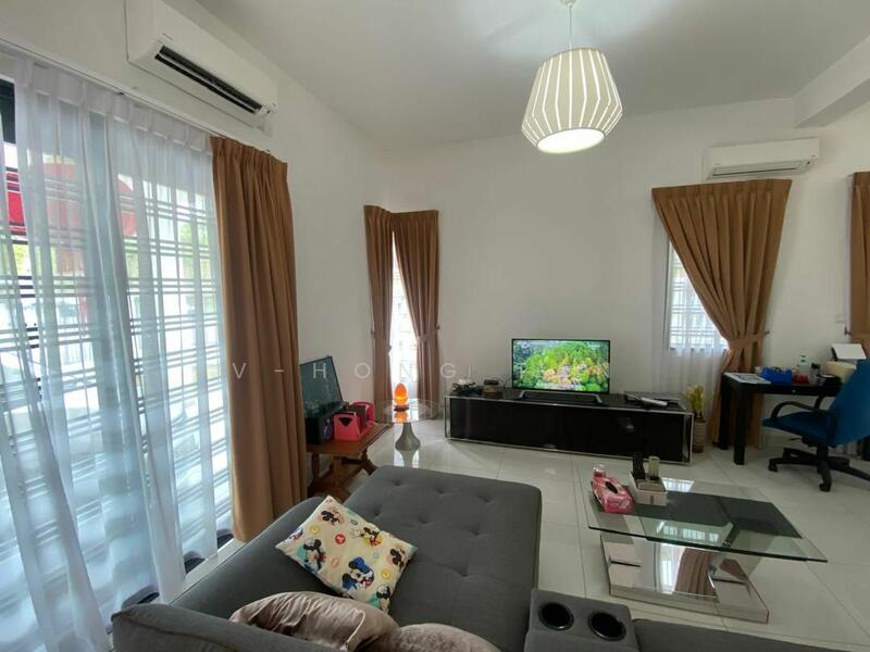 Untuk Dijual - 2-storey Terrace House at Forest Heights