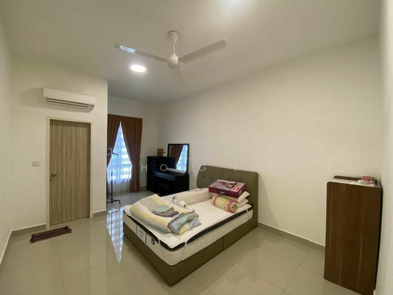 Untuk Dijual - 2-storey Terrace House at Forest Heights