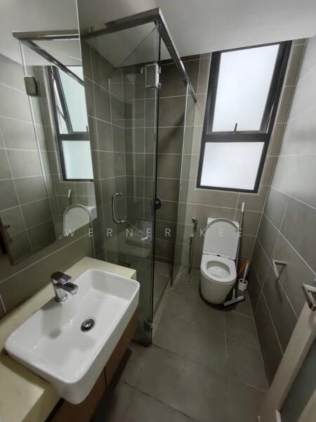 Untuk Disewa - Medini Medini Medinis