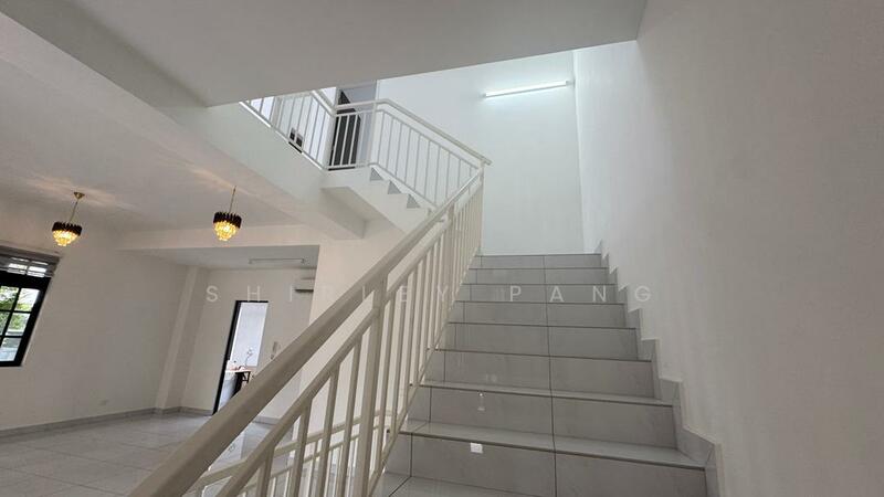 For Rent - Eco Botanic