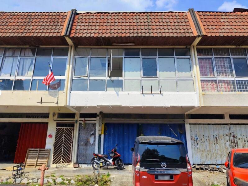Untuk Dijual - Shop Lelong - Taman Sri Serdang @ Seri Kembangan