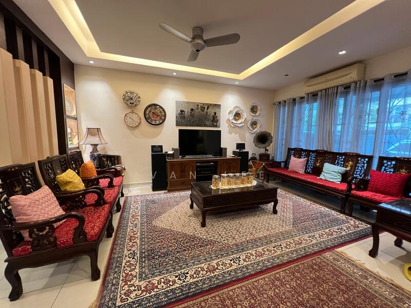For Sale - 2.5-storey Terraced House at Taman Dagang Permai