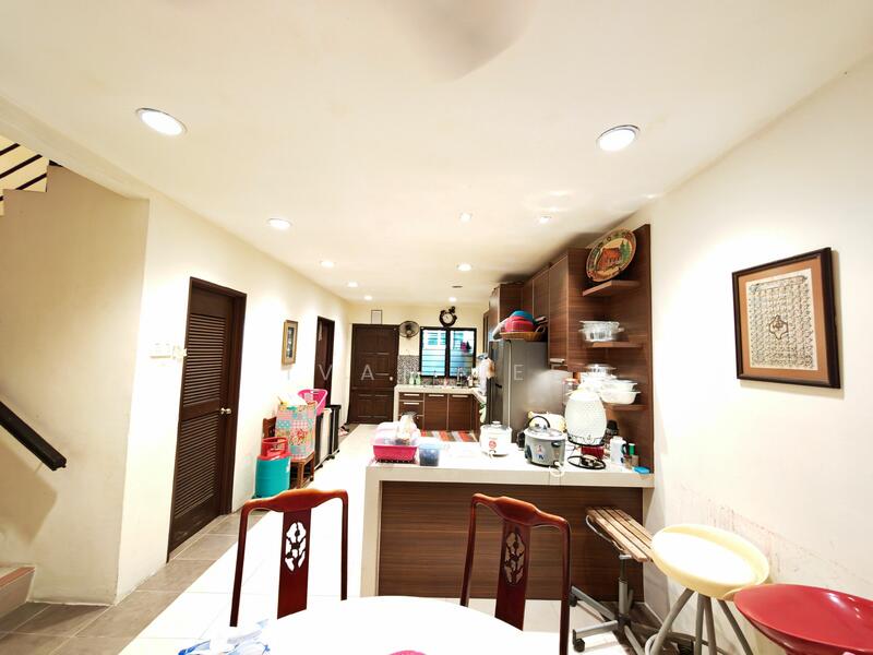 For Sale - 2.5-storey Terraced House at Taman Dagang Permai