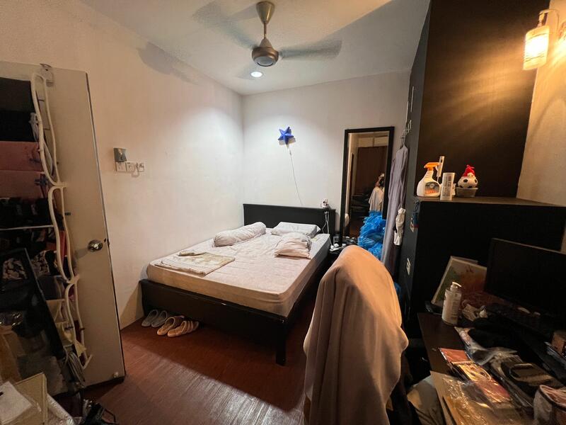 For Sale - 2.5-storey Terraced House at Taman Dagang Permai