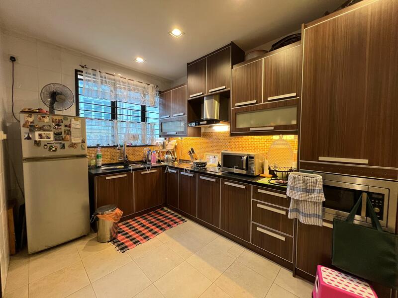 For Sale - 2.5-storey Terraced House at Taman Dagang Permai