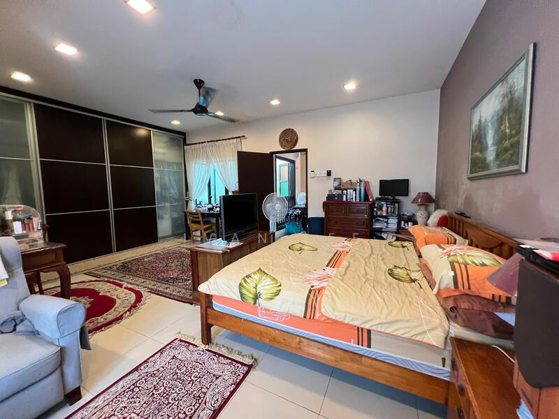 For Sale - 2.5-storey Terraced House at Taman Dagang Permai