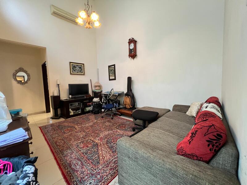 For Sale - 2.5-storey Terraced House at Taman Dagang Permai