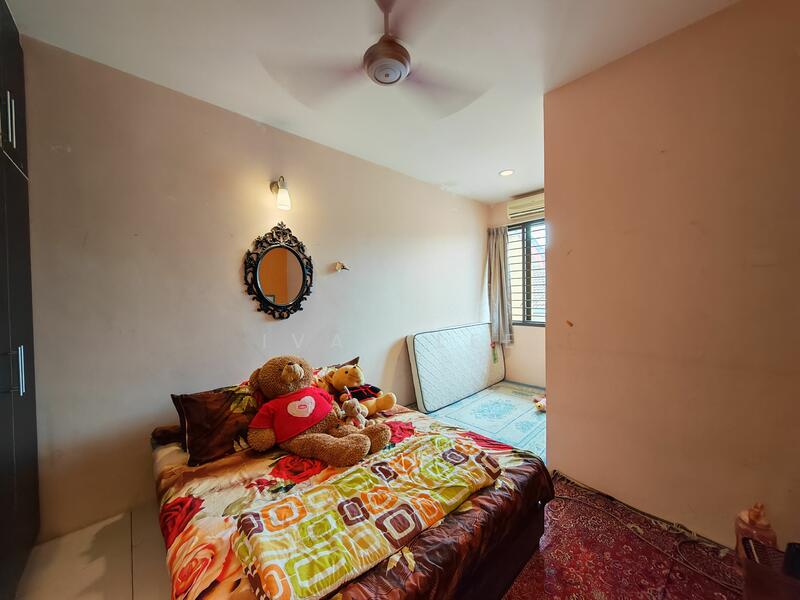 For Sale - 2.5-storey Terraced House at Taman Dagang Permai