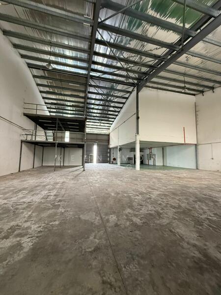 Untuk Dijual - Warehouse at Bandar Teknologi Kajang