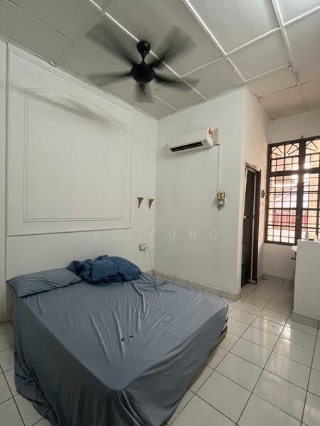 Untuk Disewa - Taman Molek