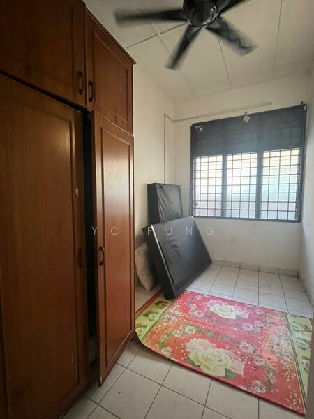 Untuk Disewa - Taman Molek
