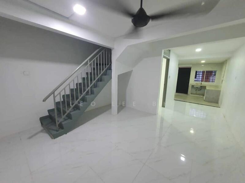 Untuk Dijual - Jalan Hang Jebat, Taman Ungku Tun Aminah, Skudai