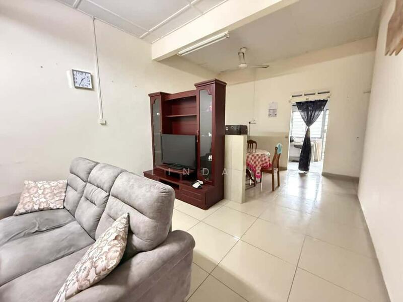 Untuk Dijual - Ulu Tiram Taman Kasih Renovated Single Storey Semi D Unblock View