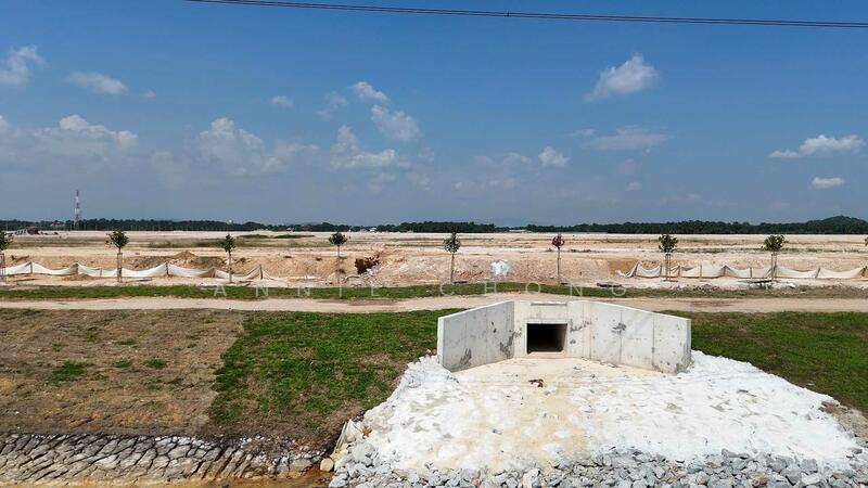 For Sale - BIG Semi-D Factory/Land. Banting Changgang, KLIA, Kota Warisan, Dengkil Jenjarom Putrajaya Cyberjaya