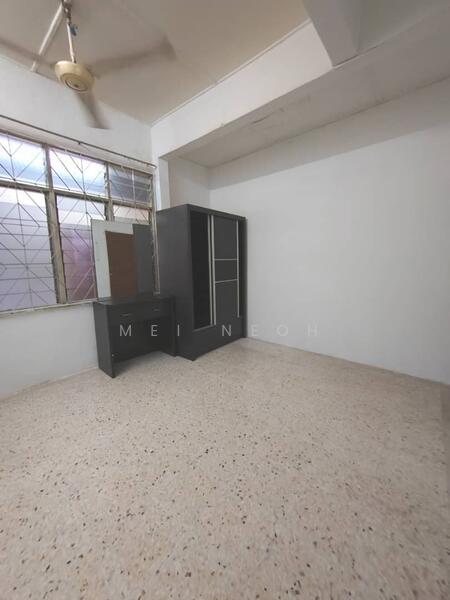 For Rent - Taman Johor Jaya
