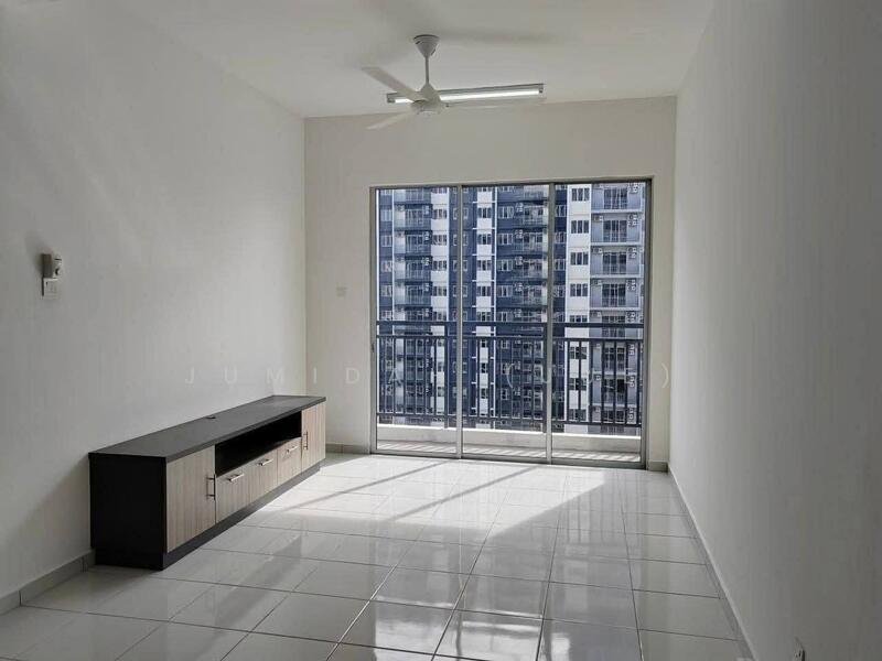 ADELIA 4 BANGI (BLOK D)  CORNER LOT LEVEL 18